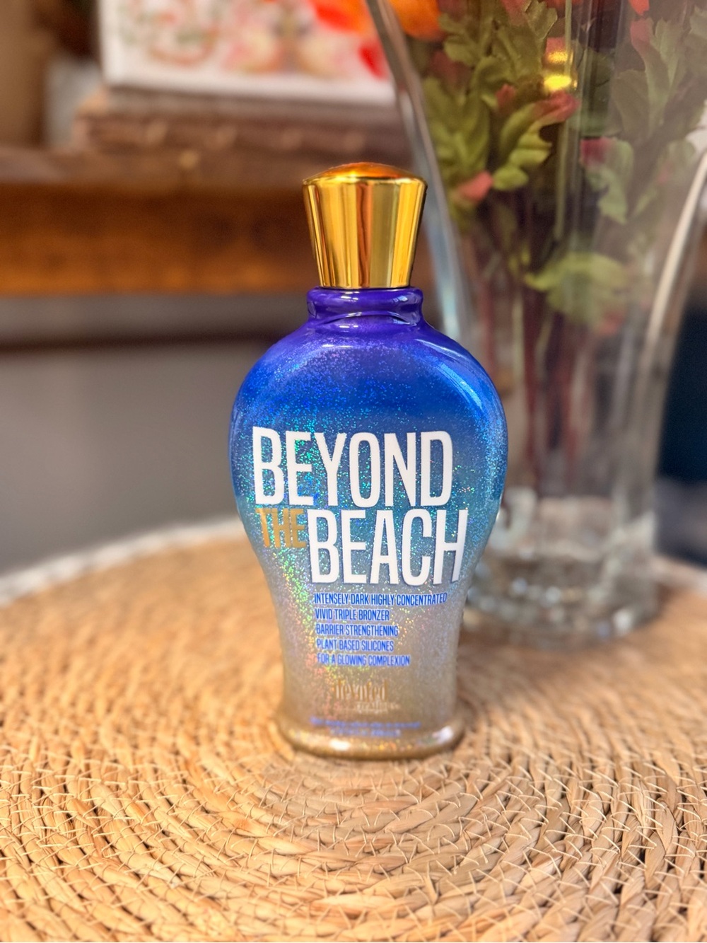 Beyond The Beach Intensely Dark Bronzing Lotion - Blue & Gold